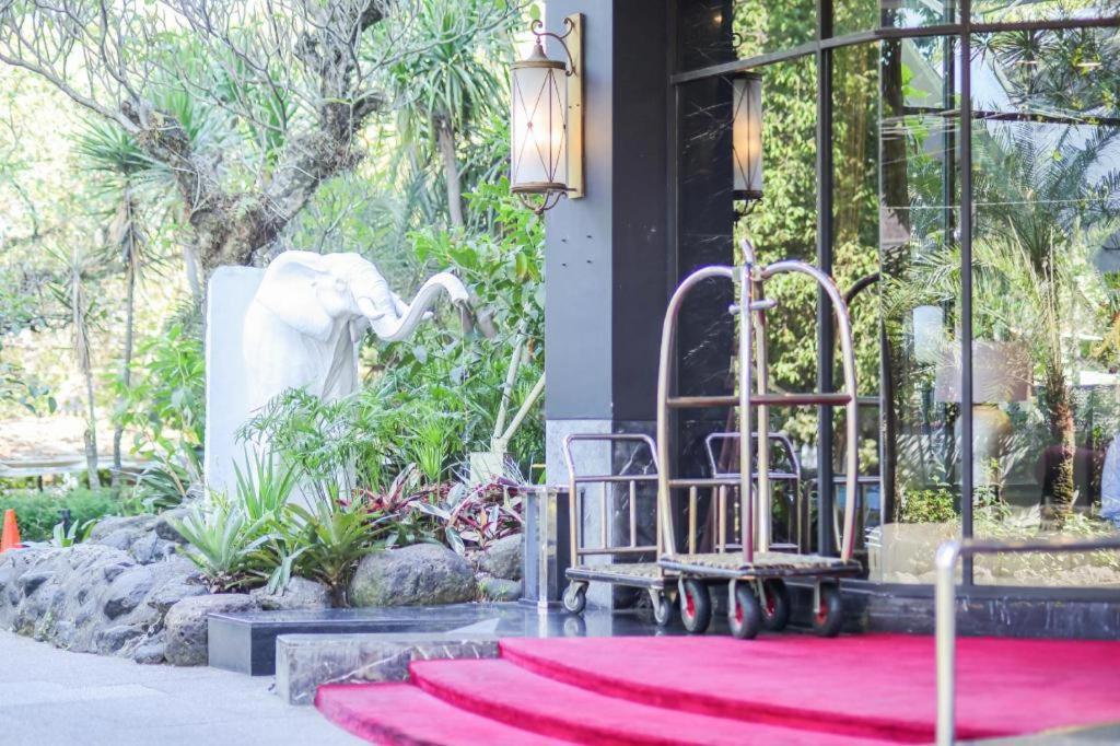 Hotel Amaroossa Bandung