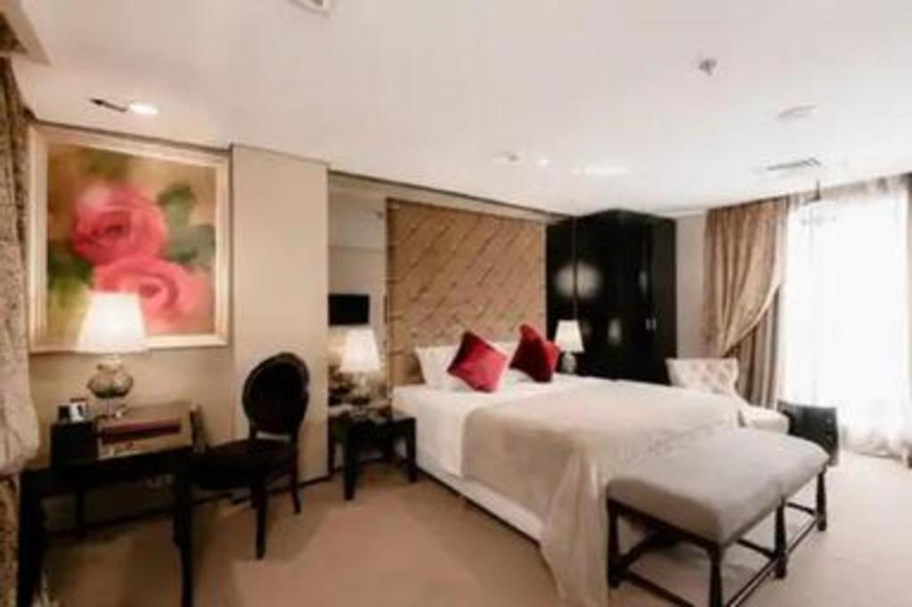 Amaroossa Hotel Bandung